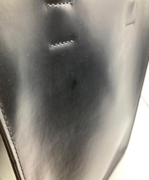 N°21 numero ventuno（ヌメロヴェントゥーノ）N°21 numero ventuno (ヌメロヴェントゥーノ) トートバッグ ブラックの古着・服飾アイテム