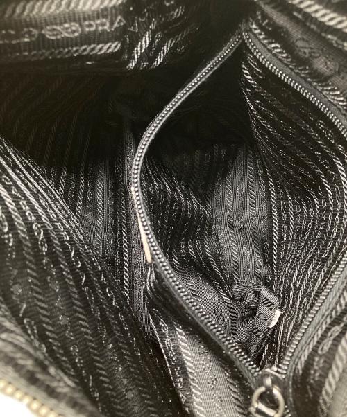 PRADA（プラダ）PRADA (プラダ) ナイロンハンドバッグ ブラックの古着・服飾アイテム