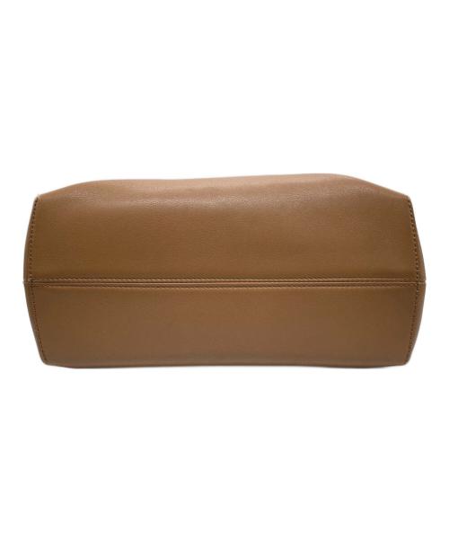 FENDI（フェンディ）FENDI (フェンディ) ショルダーバッグ ブラウンの古着・服飾アイテム