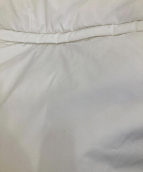 Emilio Pucci（エミリオ プッチ）Emilio Pucci (エミリオ プッチ) ダウンコート ホワイト サイズ:38の古着・服飾アイテム