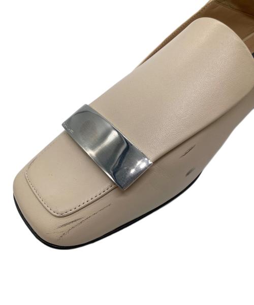 sergio rossi（セルジオロッシ）sergio rossi (セルジオロッシ) フラットパンプス アイボリー サイズ:36の古着・服飾アイテム