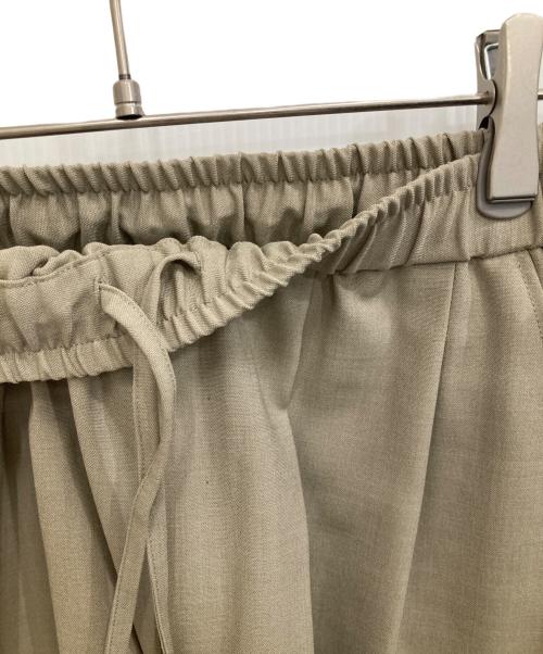 URBAN RESEARCH（アーバンリサーチ）URBAN RESEARCH (アーバンリサーチ) ストレートパンツ ブラウン サイズ:36 未使用品の古着・服飾アイテム