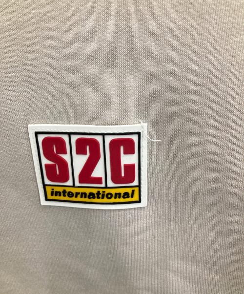 stussy（ステューシー）stussy (ステューシー) パーカー ベージュ サイズ:Mの古着・服飾アイテム