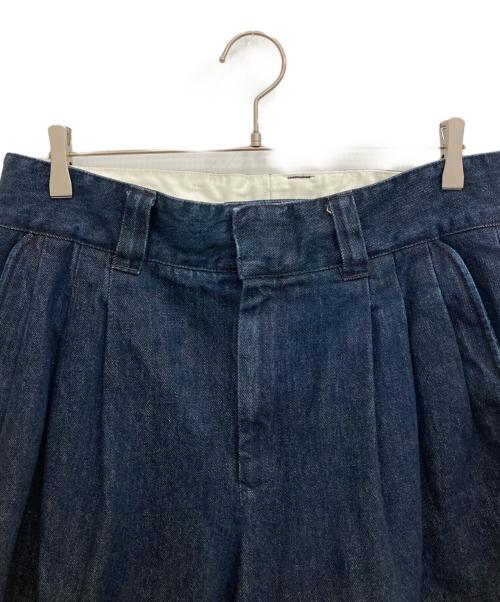 FARAH（ファーラー）FARAH (ファーラー) 3PLEATS WIDE DENIM PANTS インディゴ サイズ:34の古着・服飾アイテム