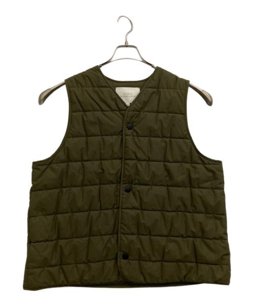STUDIO NICHOLSON（スタジオ ニコルソン）STUDIO NICHOLSON (スタジオ ニコルソン) TECHNICAL COTTON QUILTED LINER VEST オリーブ サイズ:Mの古着・服飾アイテム
