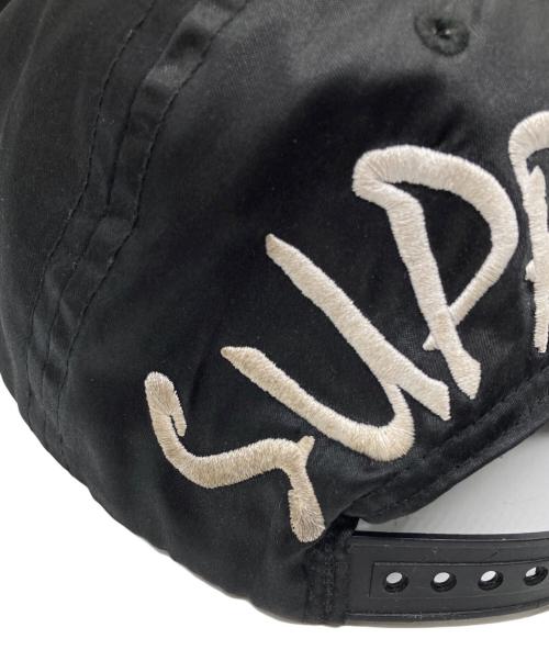 SUPREME（シュプリーム）SUPREME (シュプリーム) satin back arc 5-panel cap ブラックの古着・服飾アイテム