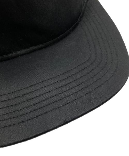 SUPREME（シュプリーム）SUPREME (シュプリーム) satin back arc 5-panel cap ブラックの古着・服飾アイテム