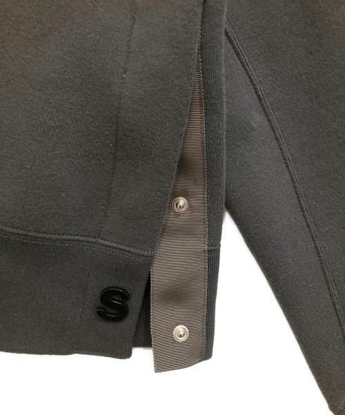 sacai（サカイ）sacai (サカイ) S Studs Sponge Sweat Hoodie グレー サイズ:1の古着・服飾アイテム