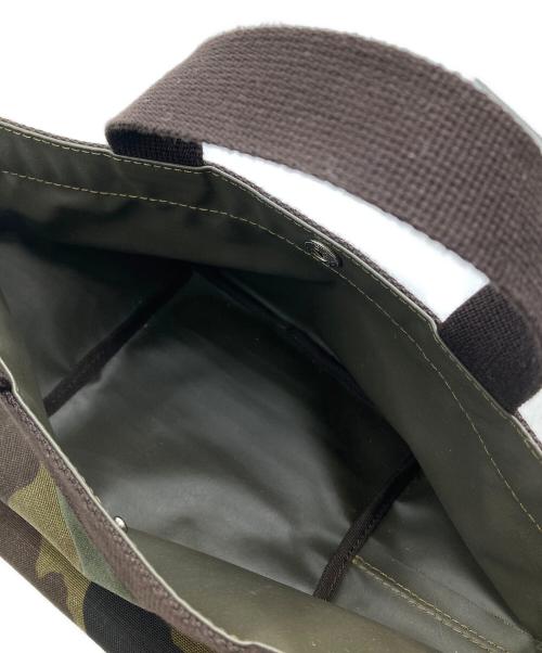 Herve Chapelier（エルベシャプリエ）Herve Chapelier (エルベシャプリエ) カモフラ柄舟形ミニトートバッグ オリーブの古着・服飾アイテム