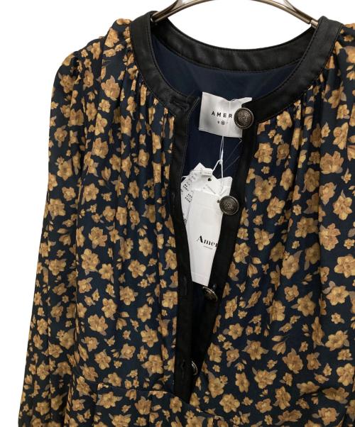 Ameri（アメリ）AMERI (アメリ) 花柄ワンピース ネイビー×イエロー サイズ:M 未使用品の古着・服飾アイテム