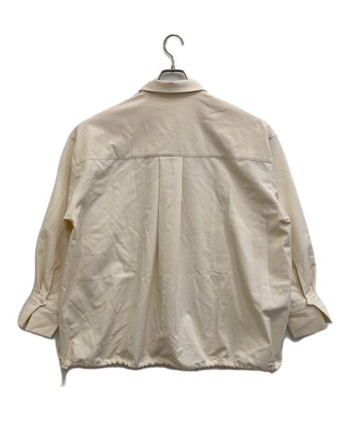STYLE MIXER（スタイルミキサー）STYLE MIXER (スタイルミキサー) バックドロストビックシャツ アイボリー サイズ:Fの古着・服飾アイテム