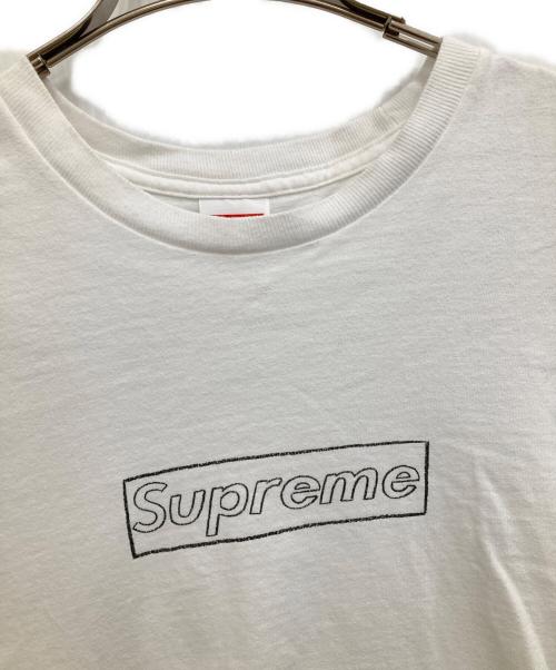 SUPREME（シュプリーム）Supreme (シュプリーム) カウズチョークロゴTシャツ ホワイト サイズ:Lの古着・服飾アイテム