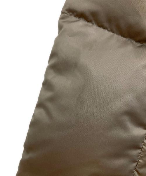 UNTITLED（アンタイトル）UNTITLED (アンタイトル) ホワイトダックダウンコート グレージュ サイズ:3の古着・服飾アイテム