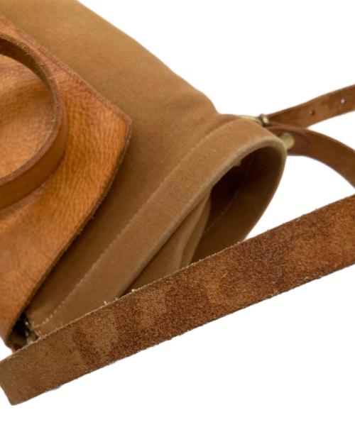 IL BISONTE（イル ビゾンテ）IL BISONTE (イル ビゾンテ) ショルダーバッグの古着・服飾アイテム