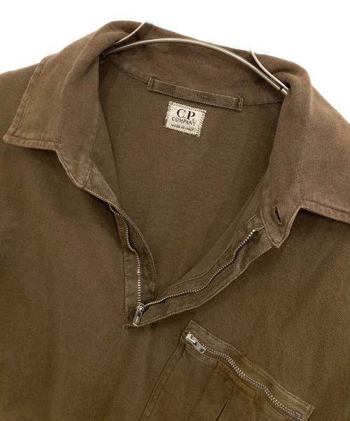 C.P COMPANY（シーピーカンパニー）C.P COMPANY (シーピーカンパニー) ハーフジップポロシャツ ブラウン サイズ:Sの古着・服飾アイテム
