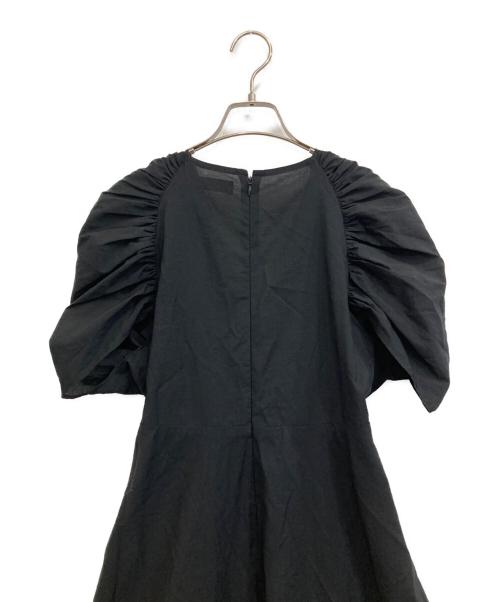 support surface（サポートサーフェス）support surface (サポートサーフェス) 半袖ワンピース ブラックの古着・服飾アイテム
