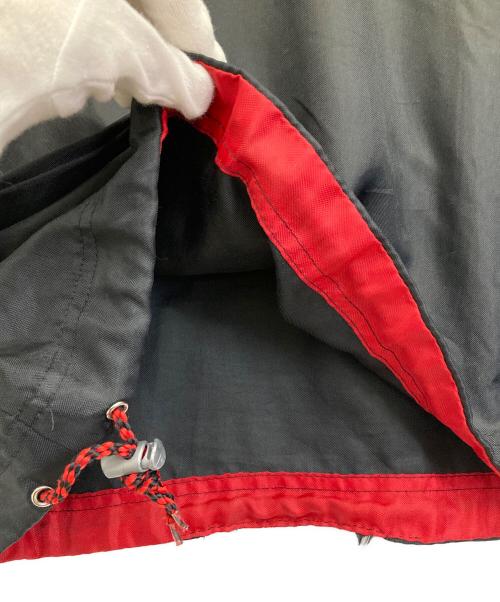 NIKE（ナイキ）NIKE (ナイキ) ナイロンハーフジップジャケット レッド×ブラック サイズ:Mの古着・服飾アイテム