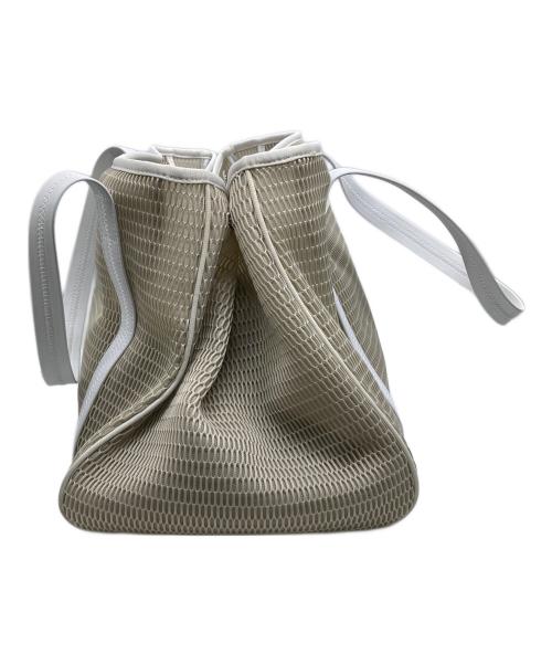 qbag paris（キューバッグ パリ）qbag paris (キューバッグ パリ) nest zip トートバッグ ベージュの古着・服飾アイテム