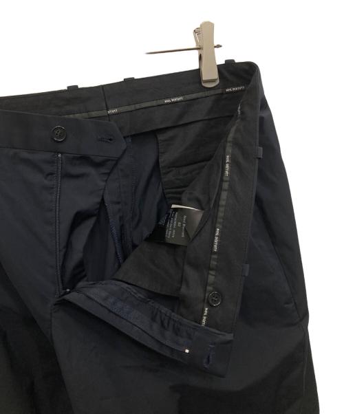 NEIL BARRETT（ニールバレット）NEIL BARRETT (ニールバレット) リブストレッチナイロンパンツ ネイビー サイズ:-の古着・服飾アイテム