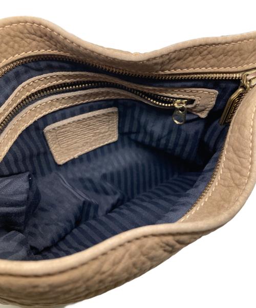 COACH（コーチ）COACH (コーチ) シボレザーショルダーバッグ ベージュの古着・服飾アイテム