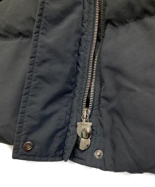 Salvatore Ferragamo（サルヴァトーレ フェラガモ）Salvatore Ferragamo (サルヴァトーレ フェラガモ) 中綿コート ブラック サイズ:Mの古着・服飾アイテム