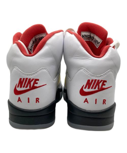 NIKE（ナイキ）NIKE (ナイキ) ハイカットスニーカー ホワイト×レッド サイズ:26.5の古着・服飾アイテム