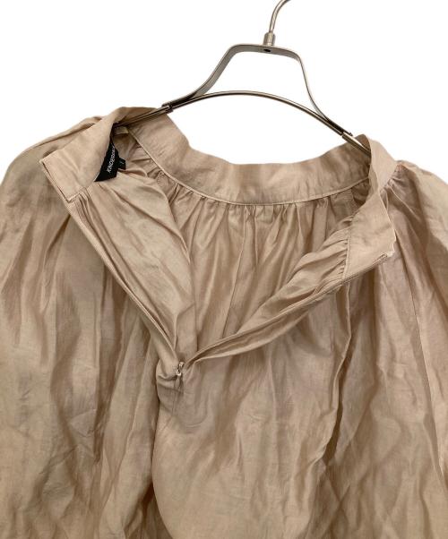 KINDER SALMON（キンダーサロモン）KINDER SALMON (キンダーサロモン) シアーブラウス ベージュ サイズ:1の古着・服飾アイテム
