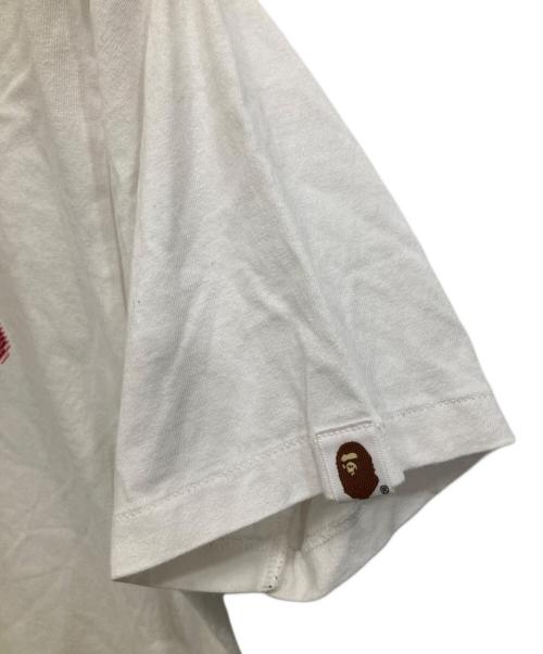 BAPE BY A BATHING APE（ベイプバイアベイシングエイプ）BAPE BY A BATHING APE (ベイプバイアベイシングエイプ) 半袖Tシャツ ホワイト サイズ:Mの古着・服飾アイテム