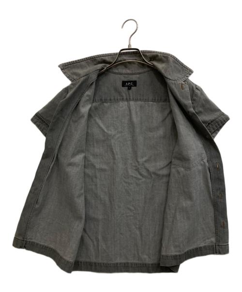 A.P.C.（アーペーセー）A.P.C. (アーペーセー) 半袖デニムシャツ グレー サイズ:1の古着・服飾アイテム