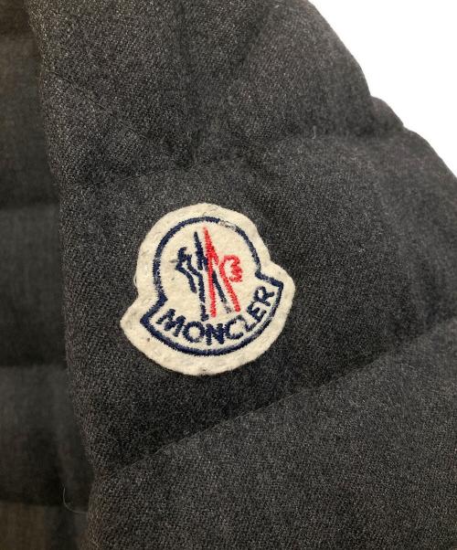 MONCLER（モンクレール）MONCLER (モンクレール) ダウンジャケット グレー サイズ:5の古着・服飾アイテム