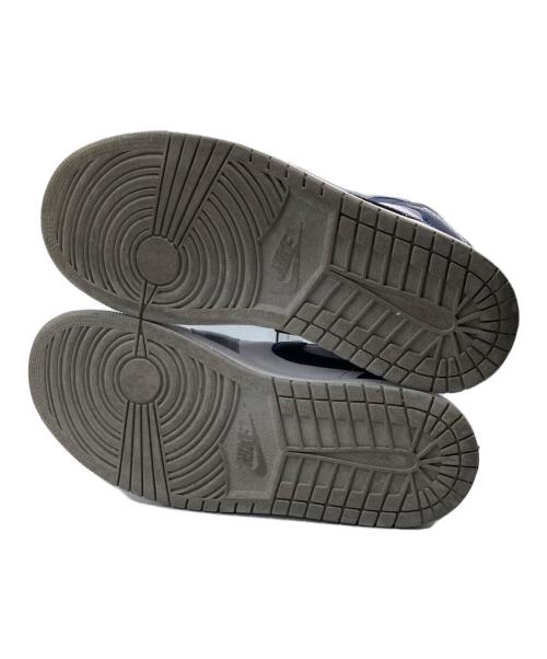 NIKE（ナイキ）NIKE (ナイキ) AIR JORDAN 1 MID グレー サイズ:27.5の古着・服飾アイテム