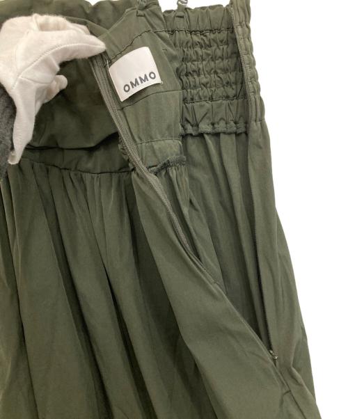 OMMO（オーエムエムオー）OMMO (オーエムエムオー) キャミソールオールインワン カーキ サイズ:36の古着・服飾アイテム