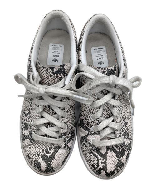 adidas（アディダス）adidas (アディダス) HYKE (ハイク) HAILLET ホワイト サイズ:23の古着・服飾アイテム