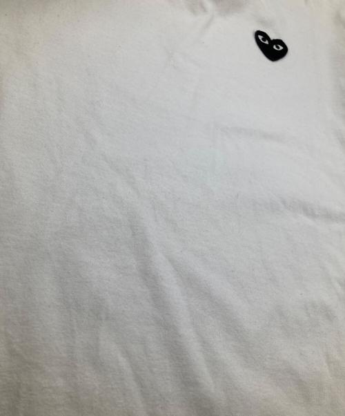 PLAY COMME des GARCONS（プレイコムデギャルソン）PLAY COMME des GARCONS (プレイコムデギャルソン) ロゴTシャツ ホワイト サイズ:Ｌの古着・服飾アイテム