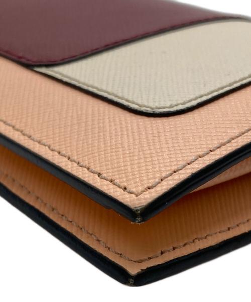 MARNI（マルニ）MARNI (マルニ) バイフォールドウォレット レッドの古着・服飾アイテム