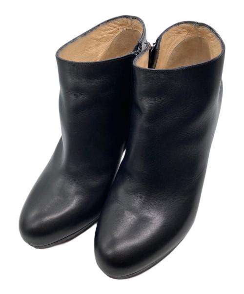 Christian Louboutin（クリスチャン・ルブタン）Christian Louboutin (クリスチャン・ルブタン) ショートブーツ ブラック サイズ:SIZE 35 1/2の古着・服飾アイテム