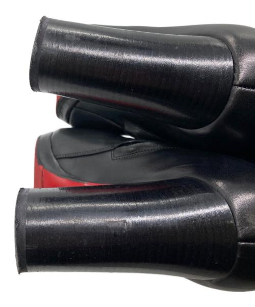 Christian Louboutin（クリスチャン・ルブタン）Christian Louboutin (クリスチャン・ルブタン) ショートブーツ ブラック サイズ:SIZE 35 1/2の古着・服飾アイテム