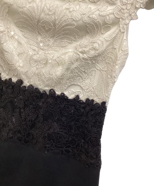 TADASHI SHOJI（タダシ ショージ）TADASHI SHOJI (タダシ ショージ) ひざ丈ノースリーブワンピース ホワイト サイズ:-の古着・服飾アイテム