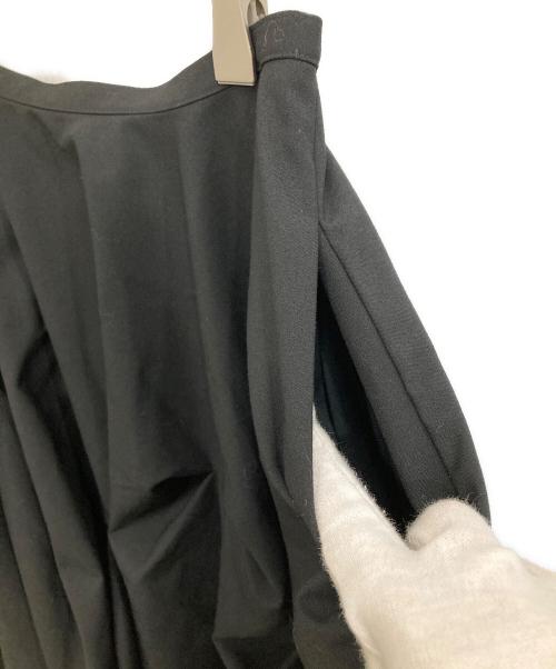 FOXEY NEWYORK（フォクシーニューヨーク）FOXEY NEWYORK (フォクシーニューヨーク) 変形スカート ブラック サイズ:40の古着・服飾アイテム