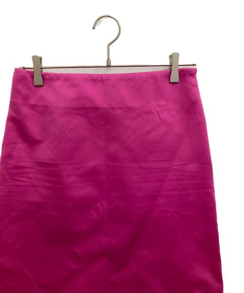 MADISON BLUE（マディソンブルー）MADISON BLUE (マディソンブルー) A-LINE LONG SK SATIN ショッキングピンク サイズ:XSの古着・服飾アイテム