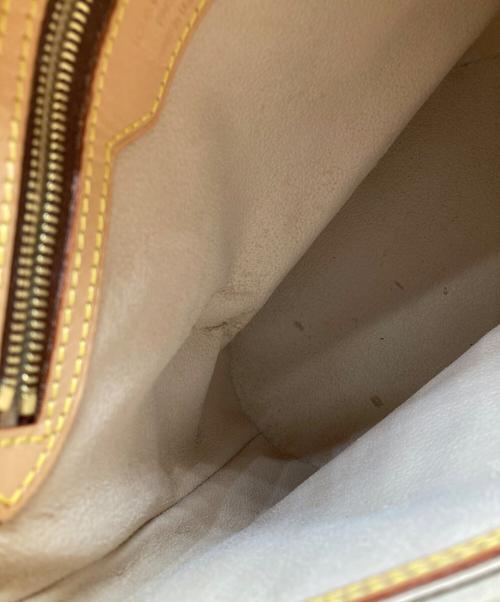 LOUIS VUITTON（ルイ ヴィトン）LOUIS VUITTON (ルイ ヴィトン) ショルダーバッグ ブラウンの古着・服飾アイテム