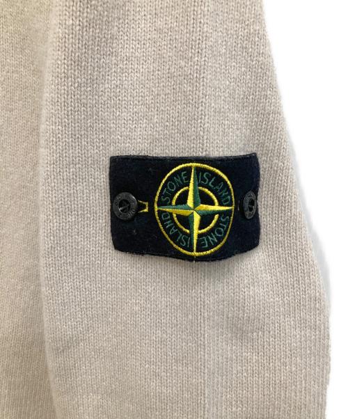 STONE ISLAND（ストーンアイランド）STONE ISLAND (ストーンアイランド) クルーネックニット ベージュ サイズ:Lの古着・服飾アイテム