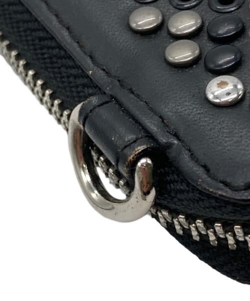 DIESEL（ディーゼル）DIESEL (ディーゼル) レザースタッズミニウォレット ブラックの古着・服飾アイテム