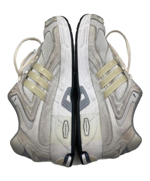 adidas（アディダス）adidas (アディダス) RESPONSE CL ホワイト サイズ:27.5の古着・服飾アイテム