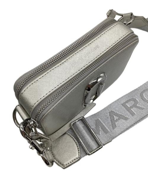 MARC JACOBS（マークジェイコブズ）MARC JACOBS (マークジェイコブズ) ショルダーバッグ シルバーの古着・服飾アイテム