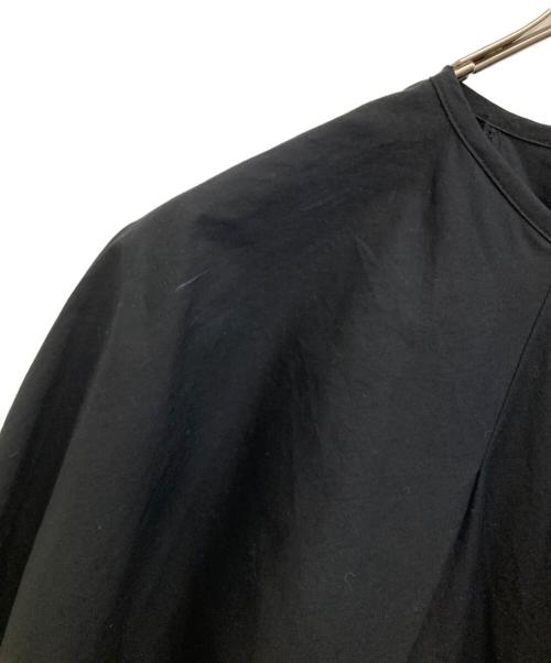 ENFOLD（エンフォルド）ENFOLD (エンフォルド) クリームパフスリーブトップ ブラウス ブラック サイズ:38の古着・服飾アイテム