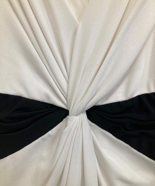 TADASHI SHOJI（タダシ ショージ）TADASHI SHOJI (タダシ ショージ) ワンピース ホワイト サイズ:ＸＳの古着・服飾アイテム