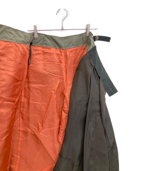 sacai（サカイ）sacai (サカイ) MA1ドッキングラップスカート オリーブの古着・服飾アイテム