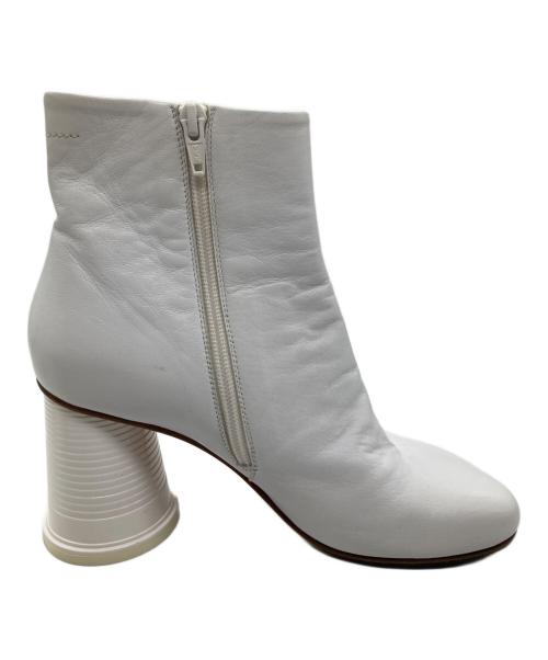 MM6 Maison Margiela（エムエムシックスメゾンマルジェラ）MM6 Maison Margiela (エムエムシックスメゾンマルジェラ) スクエアブーツ ホワイト サイズ:38の古着・服飾アイテム