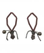 TOGA PULLAトーガ プルラ）の古着「ビーズイヤリング」｜レッド